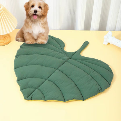 Leaf Shape Pet Mat Cotton Thickened Cat Dog Bed Cushion Four Season Soft Sleeping Pad for Crate Kennel Sofa Floor Use